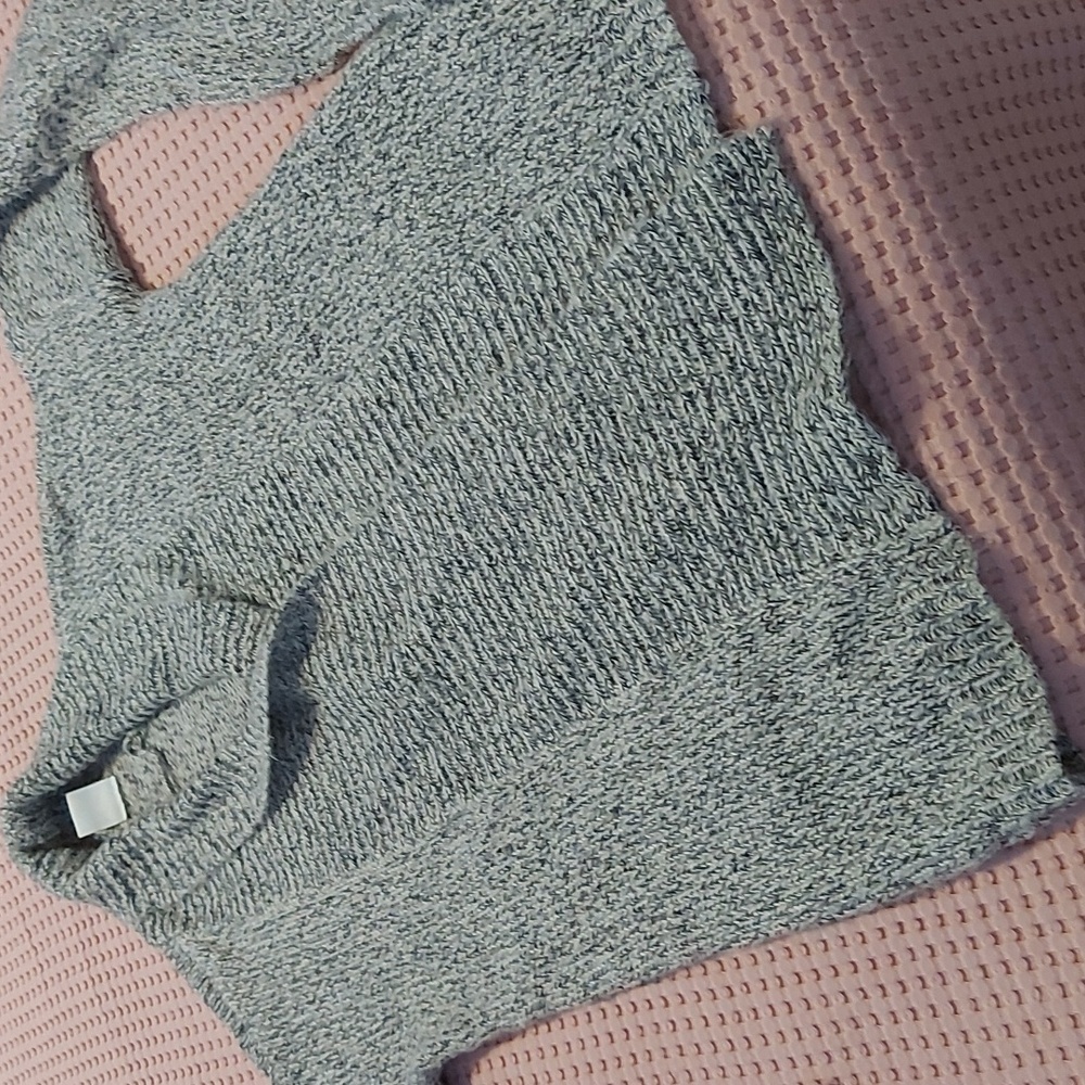 Woman's cardigan